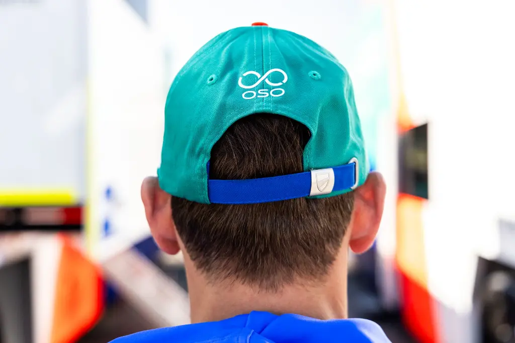 Team VERTU Cap 2026 — detail view